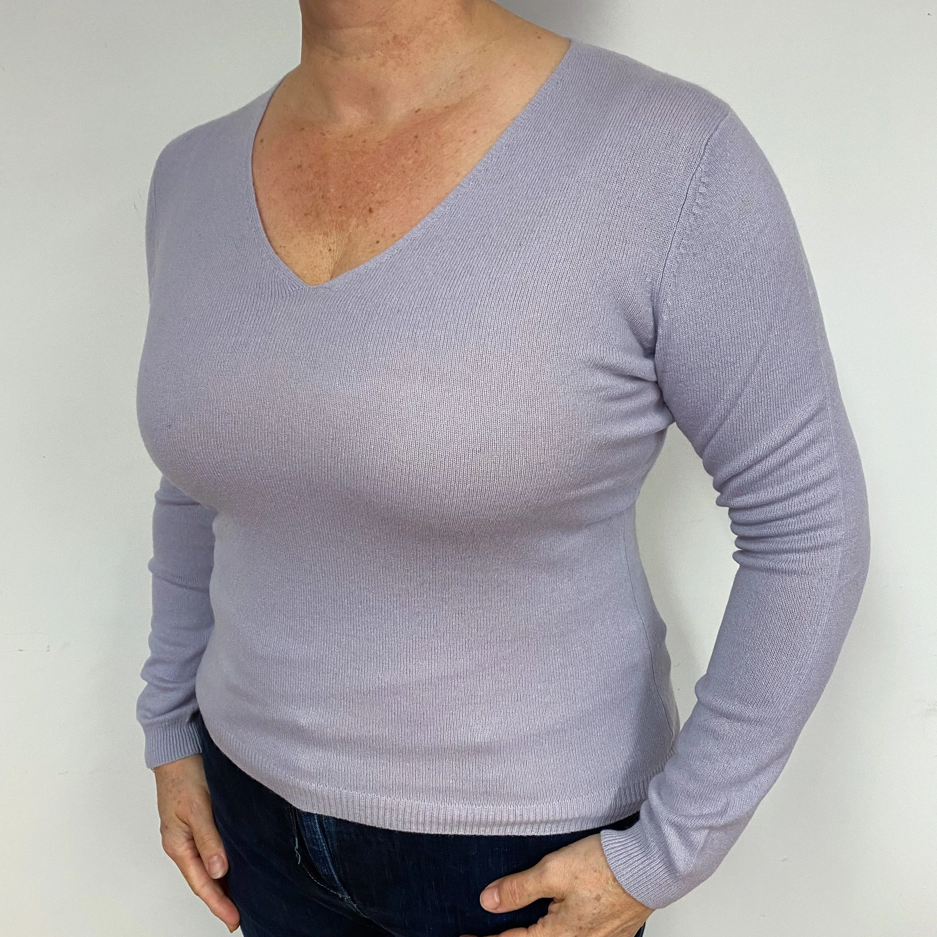 Pale Purple Cashmere V-Neck Jumper Large